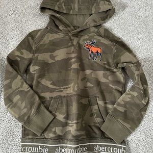 Abercrombie Sweatshirt, size 5/6